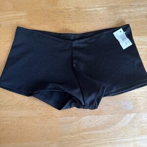 Body Language Women’s Black Booty Shorts-Small